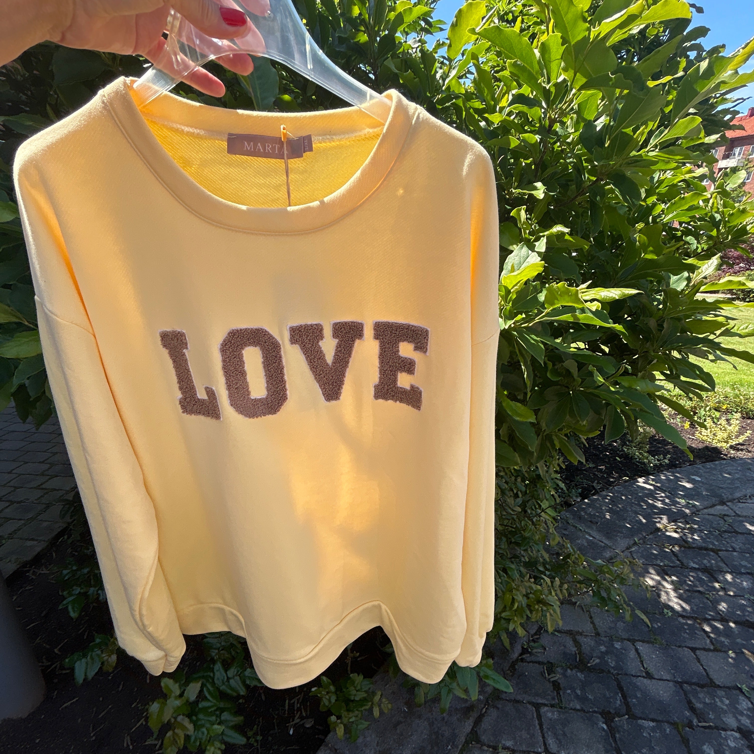 Love. Marta. Jessa. Sweatshirt. Välj L/Xl . & eller Stlk. S/m.